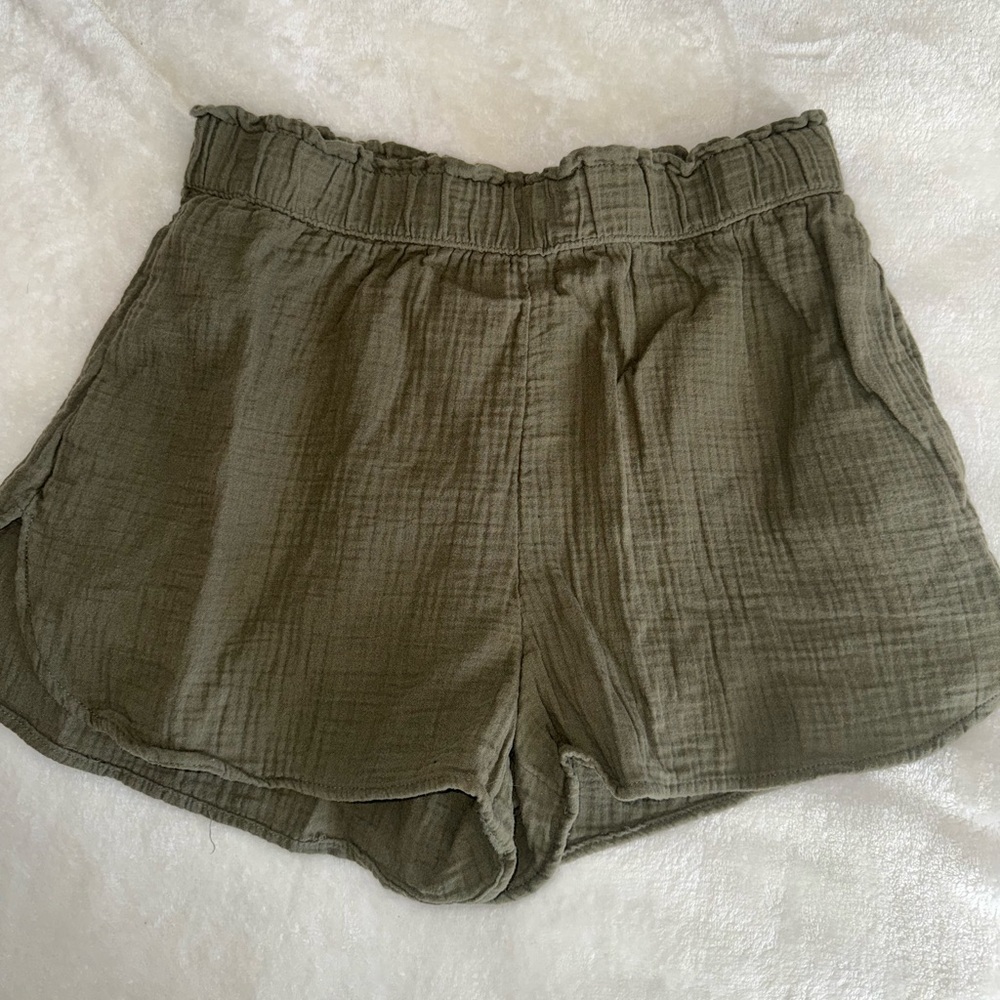 Universal Thread 100% Cotton Gauze Shorts — Olive Green